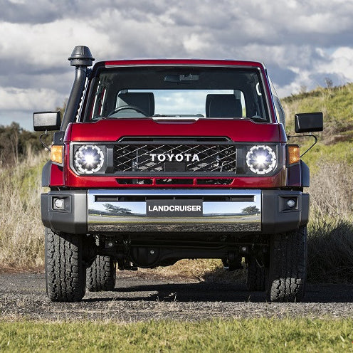 [Genuine Toyota product in Australia] Landcruiser 70 plated bumper garnish GDJ76 re-resale LANDCRUISER70